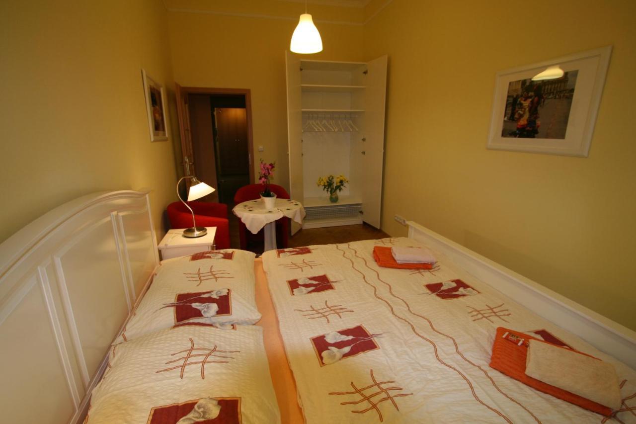 Apartment No. 12 Trziste 29 Karlovy Vary Exterior photo